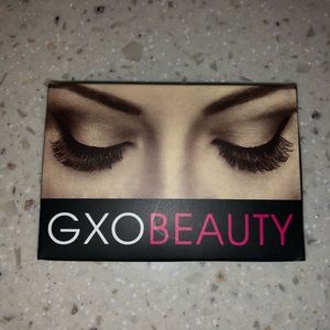 Magnetic eyelashes. One set